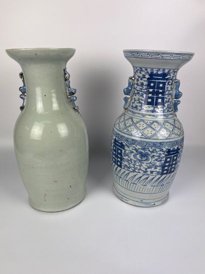 null CHINA Two blue-white porcelain balluster vases, one decorated with caligraphy,...