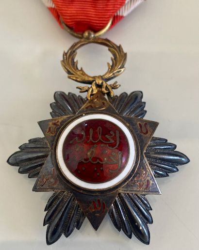 null SET OF TWO DECORATIONS OF NORTH AFRICA - MOROCCO ORDER OF THE HAFIDIAN OUISSAM...
