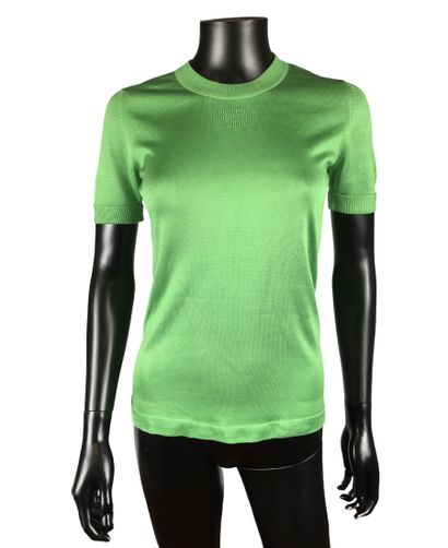 null HERMES PARIS Lightweight round-neck sweater in green silk with short sleeves....