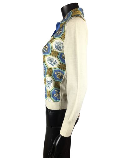 null HERMES PARIS Waistcoat with silk bib with floral motifs in box. Sleeves and...