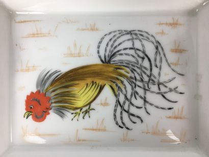 null HERMES PARIS Porcelain ashtray decorated with a rooster. 15,5 x 19 cm. Good...