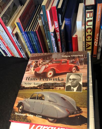 LOT DE LIVRES Lots de livres, brochures, romans et magazines divers : 

-F1, Rififi...