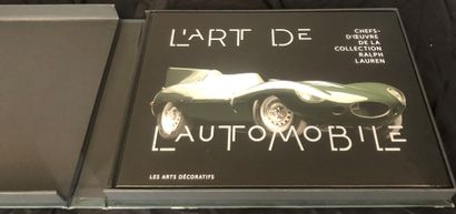 Un livre dans son coffret « L'art de l'automobile, la collection Ralph Lauren » Les...