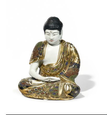 null SUJET EN GRES DE SATSUMA représentant le Bouddha assis en méditation. Marque...