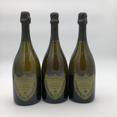 3 bouteilles Champagne Dom Perignon 1992...