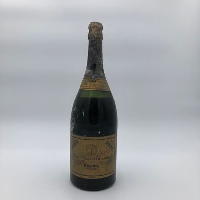 null 1 Magnum Champagne Veuve Clicquot Ponsardin 1937 Vintage 

(N. b, E. a, tm,...