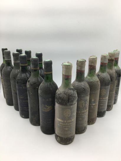 null 15 bouteilles ensemble panaché de Bordeaux 

(sans garantie d'état, pas de description...