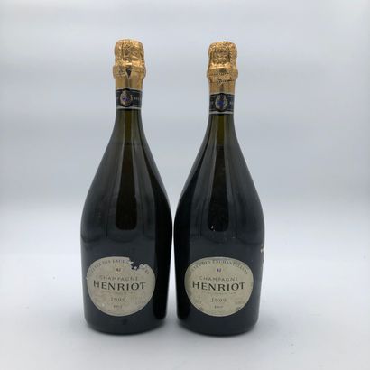 null 2 bouteilles Champagne Henriot 1999 Cuvée des Enchanteleurs 

(E. a, m, 1 l...