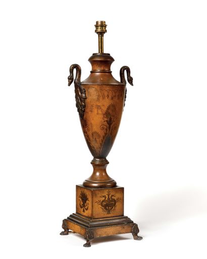 LAMP IN THE FORM OF AN URN IN LACQUERED TOLE...