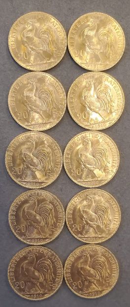 null 10 pièces d'or de 20 francs de l'année 1910. Poids : 64,58 grammes.