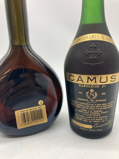 null ENSEMBLE DE DEUX BOUTEILLES : 

- 1 Cognac CAMUS Napoléon, N° 841085, 0,70L

-...