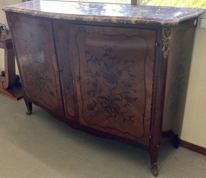 null BUFFET STYLE LOUIS XV with curved front in veneer and marquetry.

Opening by...