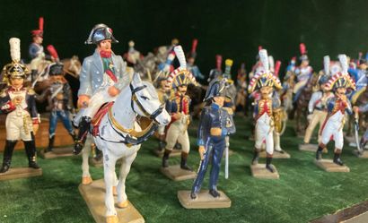 null COLLECTION DE SOLDATS DE PLOMB 

Comprennant soldats, chevaux, canons pour 60...