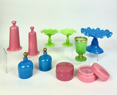 null COLLECTION OF COLORED OPALINES including cups, covered boxes, flasks and sn...