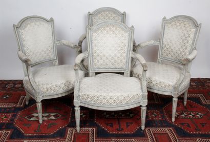 null SET OF FOUR CABRIOLE BACK CHAIRS with basket handles, in grey relacquered wood,...