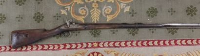 null OLD CANARDIER with pin, calibre 12, round barrel of 110 cm, strong walnut stock,...
