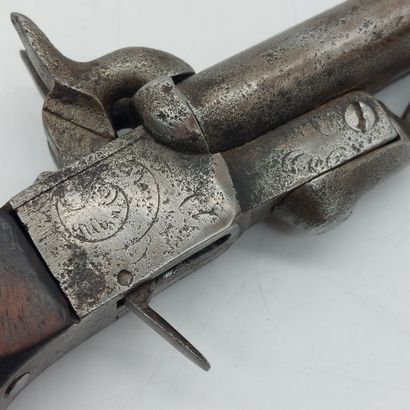null PISTOL with double juxtaposed barrels, calibre 12 mm, with pin 

Locking by...