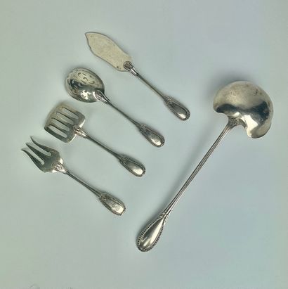 null NECESSARY TOOLS in silver 

Four pieces

Puiforcat



One joined there:

A silver...