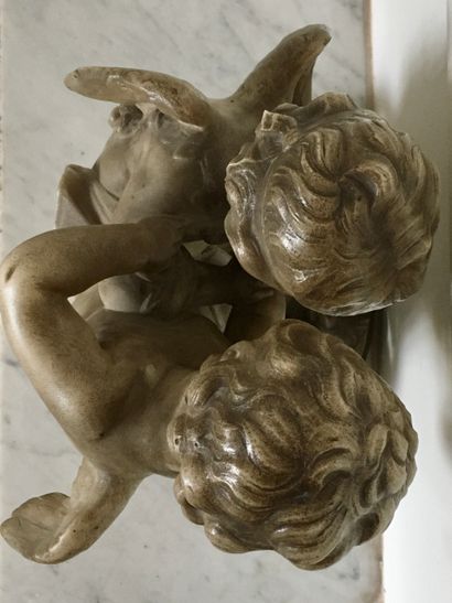 null Etienne Maurice FALCONET (1716-1791), in the style of 

Battle for love 

Marble...