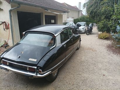 1974 CITROEN "The Citroën DS and its simplified version, the Citroën ID, were offered...