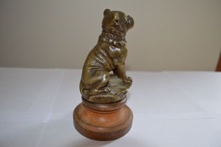 Antoine BOFILL ( 1894-1939) "Sitting bulldog


Mascot signed by Bofill. Silver plated...