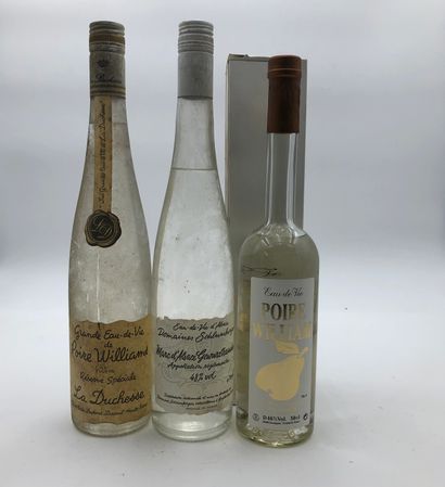null 3 bouteilles : 1 EAU DE VIE poire Williams La Duchesse Réserve Spéciale, 1 EAU...