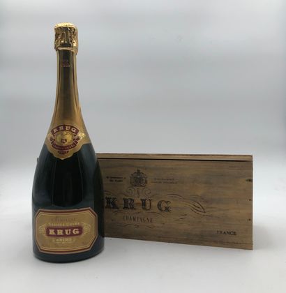 null 1 bouteille CHAMPAGNE KRUG Grand Cuvée Brut

(E. f) (CIO) (Cave A)