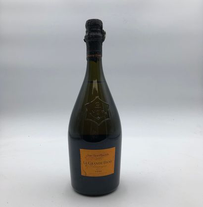null 1 bouteille CHAMPAGNE VEUVE CLICQUOT 1996 Vintage La Grande Dame

(E. tla) (Cave...