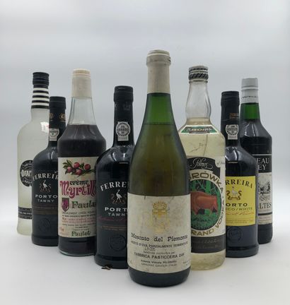 null 8 bouteilles ALCOOL MIXTE : Vin Italie, Crème de Myrtille, Porto Vodka 

(N....