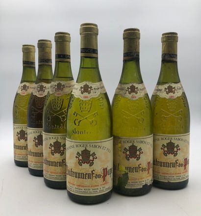 null 6 bottles CHÂTEAUNEUF DU PAPE 1985 Domaine Roger Sabon

(White) (N. 5 between...