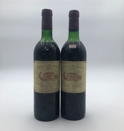 null 2 bouteilles PAVILLON ROUGE 1983 (Château Margaux) Margaux

(N. lb/he, E. f,...