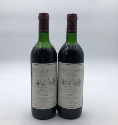 null 12 bouteilles CHÂTEAU CHARMAIL 1986 Haut-Médoc

(N. 9 tlb à lb, 2 he/me, 3 C....