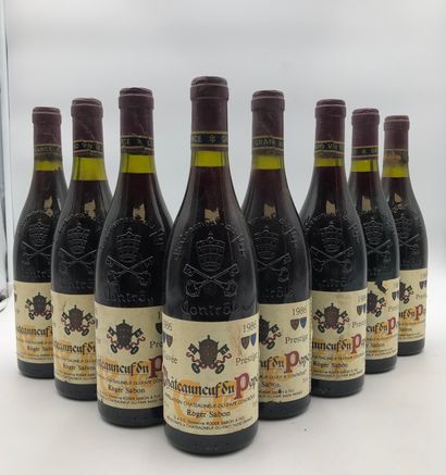 null 9 bouteilles CHÂTEAUNEUF DU PAPE 1986 Cuvée Prestige Roger Sablon

(E. f, tlm)...