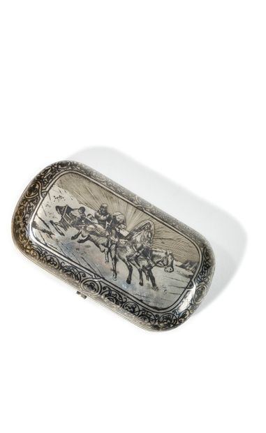 null CIGARETTE CASE BY KHLEBNIKOV

Decorated with a scene of a Troika ride

Silver,...