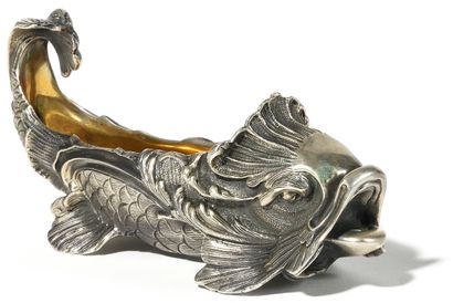 null FISH

Engraved silver

Hallmarks: 84 and St. Petersburg, I.P.

6 х 4 х 13.5...