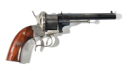 null REVOLVER A BROCHE LEFAUCHEUX TYPE 1858 CIVIL, SIX COUPS, CALIBRE 12 MM. 

Canon...