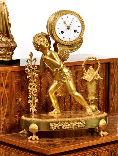 null CLOCK OF BACCHUS, 

model with the magic lantern of 

DEVERBERIE. 19th century....