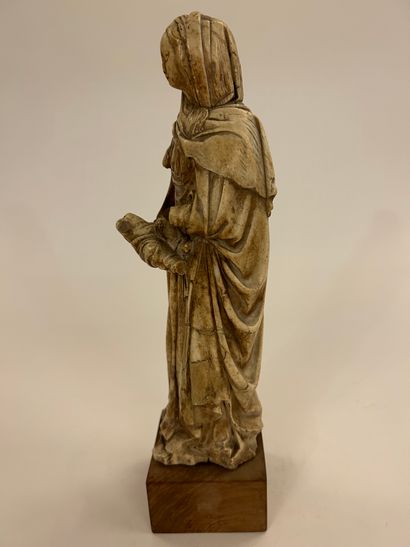 null ÉCOLE DU XVIIESIECLE
Vierge à l’enfant
Statuette en albâtre
H: 27 cm et base...
