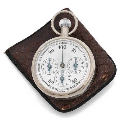null PODOMETER
Gusset
About 1930. 
Uncommon, steel pedometer of pocket to measure...