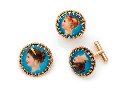 null end of the 19th century

ADORNMENT

composed of a pair of cufflinks and a brooch...