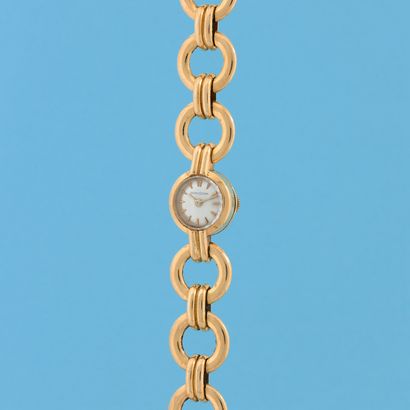 null JAEGER LECOUTRE 
Circa: 1990.
Ladies' wristwatch in yellow gold 750/1000, round...