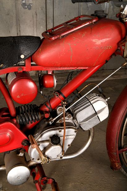1952 Moto Guzzi The Guzzino model appeared in the spring of 1946 to meet the 


to...