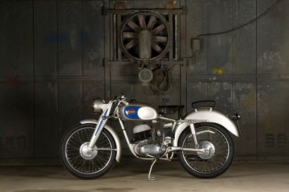 1956 FB Mondial This 150 cc motorcycle is of Italian origin.


In 1953, a sporty...