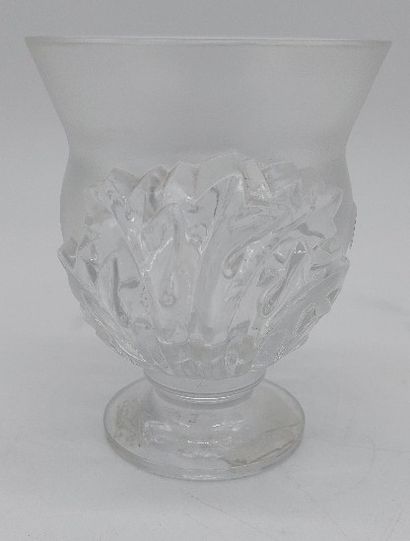 null LALIQUE 

Vase à feuilles St Cloud en cristal lallique 

H : 11.5 cm