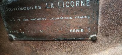 1932 LA LICORNE TYPE LRW SERIE 3 
N° de série LRW15452




Carte grise française...