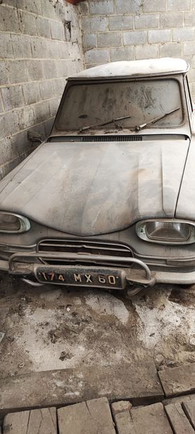c.1960 	CITROEN 	AMI 6 BREAK To be registered as a collection