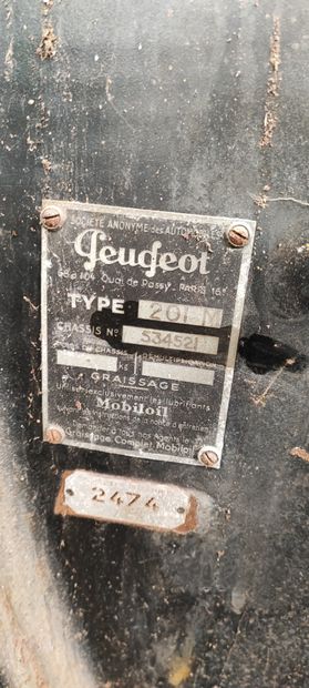 c.1920 PEUGEOT 201 M 
Serial number 534521



Sedan 6 windows 




French registration...