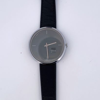 null YEMA

Classic watch for men.

Circa 1970.

Series : 756237. 

Case : Chrome.

Movement:...
