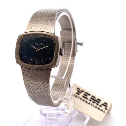null YEMA

Classic woman's watch.

Series: Sans. 

Case : Steel.

Movement : Manual...