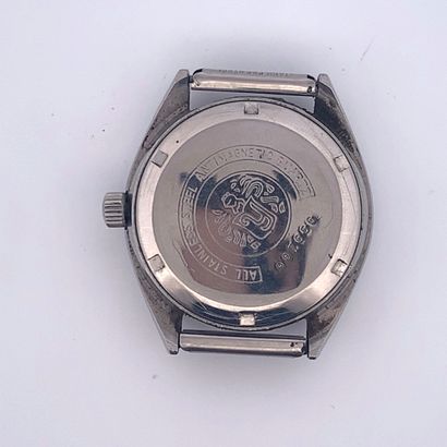 null YEMA

Classic watch for men.

Series: 987656. 

Case : Steel.

Movement : Quartz.

Dimensions...